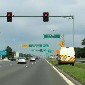 Câmeras com IA infrações de trânsito