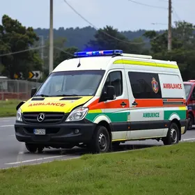 acidente ambulância de resgate