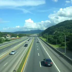 rodovia que conecta Piraju com a SP-270