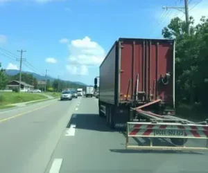 tombamento de carreta